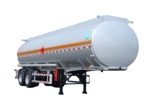 Qixing Storage Fuel  Tank Trailer In China